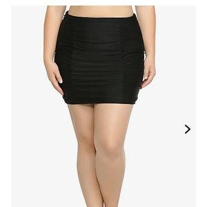 NWOT torrid swim skirt